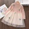 Abiti da ragazza Menoea Baby Princess Farfalla Applique Abito maglione lavorato a maglia invernale Abbigliamento da festa in rete Abbigliamento per bambini