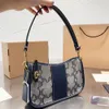 2024 borse da sera Swinger Fashion Bags Azzurra Coacs Clasical Hobo Denim Tela Borsa con una tracolla a mezza7 borse a tracolla Chambray Swinger