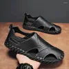 Sandálias Cyytl Mens Sapatos de Verão Masculino Chinelos Praia Ao Ar Livre Caminhadas Moda Pescador Não-Slip Respirável Designer de Luxo
