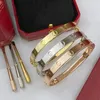 Designer-Schraubarmband, modischer Luxus-Schmuck, Armreif, 18 Karat Roségold, Silber, Titanstahl, Diamant-Armreifen, Nagelarmbänder für Männer und Frauen, Größe 17, 18, 19, 21, 22