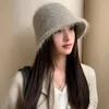 Basker 2024 Autumn/Winter Long Imitation Mink Hair Fashion Net Red Bucket Hat Show Face Liten varm plysch fiskare