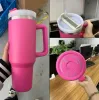 미국 재고 40oz Quencher Tumblers Pink Cosmo Parada Flamingo 스테인레스 스틸 발렌타인 데이 선물 컵 실리콘 핸들 뚜껑과 밀짚 머그