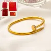 Nail Brangle Noir Luxury Designer Boîte emballage cadeau bijoux en acier inoxydable Bracelet Bracelet Bracelet Boutique de voyage avec