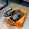 Zapatillas de hombre Sandalias de cuero de diseñador Flip Flop Heritage Sandalias de piel de becerro Summer Lazy Large Beach Casual Slides