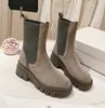 Gli stivali Martin in morbida pelle a testa tonda autunno e inverno sono avvolti con suole spesse impermeabili per aggiungere moda snellente e versatile alle scarpe corte da donna con scatola