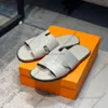 Zapatillas de hombre Sandalias de cuero de diseñador Flip Flop Heritage Sandalias de piel de becerro Summer Lazy Large Beach Casual Slides