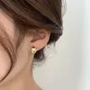 Boucles d'oreilles Kpop japonaises, bijoux simples et élégants, petite paire percée en métal couleur or argent pour femmes, cadeau de charme 2024