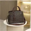 2023 NEW Totes Tote Bag Women Designer Bag Leather Luxurys Handbag Shape Pattern Designers Crossbody Shopper Bags Fashion Travel Purse 03