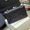 10A Top Tier Quality Jumbo Double Flap Bag Luxury Designer 25cm 30cm Couro Real Caviar Lambskin Classic All Black Bolsa Acolchoada Bolsa Ombro