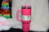 Vender bem 1: 1 mesmo frete grátis Tudo em estoque 40 onças Quencher Tumblers Dia dos Namorados Flamingo Rosa melancia vermelho Flamingo Copo de aço inoxidável Tampa com alça de silicone