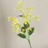 Dekorative Blumen, Simulationsblume, künstlicher kleiner Blumenstrauß, Dekor, Hochzeit, Zuhause, Schlafzimmer, gefälschte Pflanzen, Ast, Dekoration, Po-Requisiten