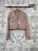 Cappotto a maniche lunghe da donna in tweed spesso con scollo tondo scozzese rosso con paillettes dorate per l'industria pesante autunno-inverno 240118