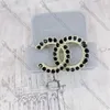 Dubbele letter broche zwart water diamant pinnen gepersonaliseerde bijpassende kleding jas kraag pin broches sieraden