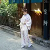 Etniska kläder japanska modifierade kimono cherry blossom färskt ljus beige formell slitage kvinnor yukata