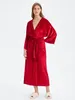 Vêtements de nuit pour femmes Marthaqiqi 2024 Robe d'hiver à manches longues à lacets pyjamas sexy col en V peignoir année rouge dames chemises de nuit