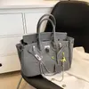 Una borsa Birkns Designer Out Parody Usolaio indossato Mintegne sfilacciate 2024 primavera estate Nuova croce diagonale a spalla singola personalizzata per spalla singola jr5z