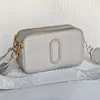 Mar-Camera Bag Condividi per essere partner Borsa di design Tracolla tinta in pelle Materiale in pelle Regalo di Natale Borsa di tendenza alla moda di alta qualità Stili multipli Colore Mini