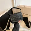 Nischendesign, neues Produkt, einzelne Schulter-Crossbody-Unterarm-Jingle-Mode, tragbare Promi-kleine quadratische Damentasche 80 % Rabatt auf Outlets SLAE