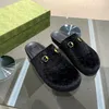 Tasarımcı Slaytlar Kadın Mans Velvet Terlik Lüks Moda Sandalet Marka Sandalet Gerçek Deri Flip Flats Slayt Gündelik Ayakkabı Spor ayakkabı Botları Boyut 35-45