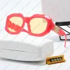 Pour les femmes designer VE 4244 Eyewear Medusa Biggie Lunettes de soleil surdimensionnées Nouvelles avec boîte de lunettes polarisées de haute qualité de haute qualité