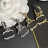 Kolczyki luksusowy projektant dla kobiet butikowy złoty klip diamentów nowa urodzinowa biżuteria do uszu stadnina {kategoria}