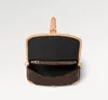 2024 Easy Pouch Leather Shoulder Bag Crossbody Präglad blomkedja Handväska Mini -väskor M81066 M80349