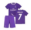 16-17 maillots de football rétro du Real Madrid kits de football pour enfants RONALDO ZIDANE RAUL kits FIGO vintage