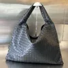 Designer Bag Tote Large Hop Shoulder Bags Intrecciato Woven Calfskin Leather Internal Zippered Pocket Flap Closure Secured With Box