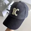 Bola de bolas Diseñador C-letter nuevo sombrero clásico de lana triunfal arco de béisbol gorro de béisbol otoño/invernal ocio versátil sombrero de lengua de pato coreano para hombre 3ptl