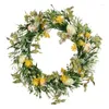 Couronne d'œufs de pâques, fleurs décoratives, décor de porte, avec œufs pastel pour le printemps avant, brindilles assorties