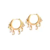 Aros estilo Ear Cuff Pendientes de moissanita en oro amarillo de 9 quilates