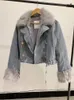 Hiver fausse fourrure col ceinture bleu chaud Denim veste femme Vintage décontracté doublure de fourrure Double boutonnage boutons en métal femmes vêtements d'extérieur 240118