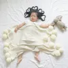 Filtar stickat baby filt för Borns Winter Cotton Swaddle Warp med Wool Ball Children Products Barn Badhandduk Pograf