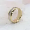 燃えるようなパストン2mmラウンドカットダイヤモンドモイサナイトメン10K 14Kイエローゴールドデザインロマンチックな婚約結婚指輪