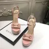 2024 Sandali da donna di ultima moda Tacco super alto Tavolo da acqua Design comode scarpe autentiche atmosfera lussuosa ed elegante