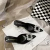 Slippers Vierkante Gesp Strass Baotou Half Voor Vrouwen Uitloper Zomer 2024 Slanke Hak Luie Sandalen Hoge Muller Schoenen