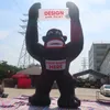 Aangepaste Outdoor 4m 13.2ft Giant Activiteit zwarte Opblaasbare Kingkong Gorilla chimpansee diermodel holding auto Voor reclame 001