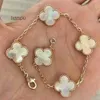 Van Clover Jewelry Clef Cleef Four Leaf Clover Bracelet Van Clover Bracelet 2024 New Doublesided Fourleaf Five Flowers Women Diy USA High Street Steel Hand Jewelry Lu