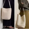 The Row Bag Margaux15 Exclusief herfst/winter The Row Handbag Luxe NYC minimalistische zachte suède draagtas |Park Margaux 17 echte leren ruimtelijkheid mainstream tas466