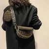 Loisirs taille sacs petit sac femmes Instagram décontracté nouvelle mode automne et hiver populaire large bande bandoulière chaîne poitrine