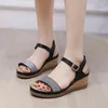 Sandaler 2024 Summer Women's Modern Ladies 'Bling Shoes Buckle Wood Texture Wedges High-Heel Concise Dress Daily Wear Plus Size