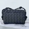 8A Bottegastassen Loop Cameratas Mini Cassette Portemonnees Kleine Intrecciato Leren Crossbodytassen Met Geknoopte Metallic Versiering Dames Luxe Designer Portemonnee