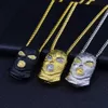 Hänge halsband västra nya hiphop hänge halsband anti-terrorist huva Rhinestone mask Pendant halsband mode stiliga smycken J240120