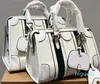2024 nuove Totes Boston borse designer crossbody borsa di lusso borsa a tracolla da donna borsa a tracolla classica da donna borsone a tracolla