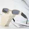 Zonnebril Merk Punk Vierkante Zonnebril Vrouwen Mode Strass Kleine Frame Zonnebril Mannen Shades UV400 Clear Brillen Gafas De Sol YQ240120