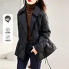 Trenchs de femmes Manteaux de mode Col de costume mince vers le bas veste rembourrée femmes hiver 2024 haute qualité mince à manches longues vêtements en coton court femme