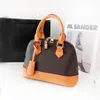 Designer Alma BB Collection Umhängetaschen Markenlogo Geprägter abnehmbarer verstellbarer Riemen Umhängetaschen aus genarbtem Leder Handtaschen Luxus Shell Lady Geldbörsen dhgate