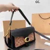 Bolsa feminina clássica vinho deus nas axilas, bolsa crossbody de ombro único, versátil e elegante, patchwork, fivela de ferradura, 70% de desconto na venda online