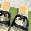 Hausschuhe spanischer Designer Hochwertige Slide-Sandalen Damen schwarz Ausschnitt Leder Designer schick feminin Strohsandalen Lederband mit Gummi Flache Sohle Spanien