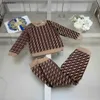 Nowe niemowlę Jumpsuits Dziecięce dresy maluchowe garnitur rozmiar 73-120 designerski sweter i spodnie noworodka